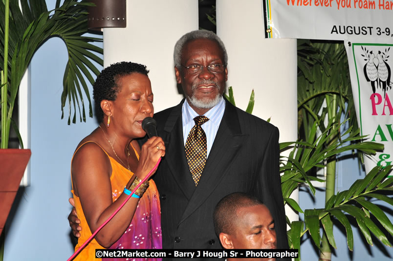 Bird of Paradise Awards & Gala @ Grand Palladium Resort & Spa [Fiesta] - Saturday, August 9, 2008 - Guest Honouree The Most Honourable P.J. Patterson ON, PC, QC - Hanover Homecoming Foundation LTD Jamaica - Wherever you roam ... Hanover bids you ... come HOME - Sunday, August 3 to Saturday, August 9, 2008 - Hanover Jamaica - Photographs by Net2Market.com - Barry J. Hough Sr. Photojournalist/Photograper - Photographs taken with a Nikon D300 - Negril Travel Guide, Negril Jamaica WI - http://www.negriltravelguide.com - info@negriltravelguide.com...!