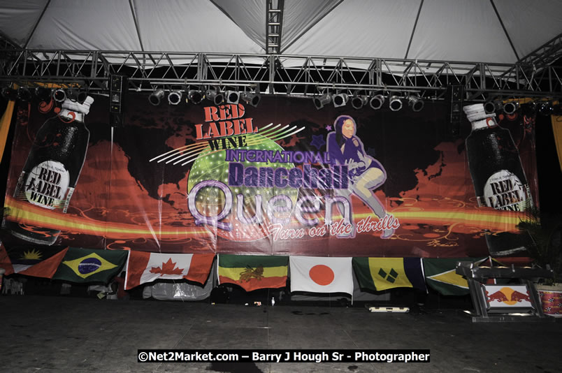 International Dancehall Queen Competition - Big Head Promotions Presents the Red Label Wine Dancehall Queen Competition - Saturday, July 26, 2008 @ Pier One, Montego Bay, Jamaica W.I. - Photographs by Net2Market.com - Barry J. Hough Sr. Photojournalist/Photograper - Photographs taken with a Nikon D300 - Negril Travel Guide, Negril Jamaica WI - http://www.negriltravelguide.com - info@negriltravelguide.com...!