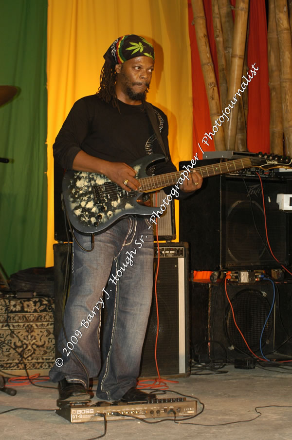  Sanchez - Live in Concert - at the One Love Reggae Concert Series 09/10 @ Negril Escape Resort & Spa - Also Featuring: Timmi Burrell and Justice Merchant- Backing Band Roots Warrior - DJ Gemini - MC Oliver Cargill, Negril Escape Resort & Spa, One Love Drive, West End, Negril, Westmoreland, Jamaica W.I. - Tuesday, November 24, 2009 - Photographs by Net2Market.com - Barry J. Hough Sr, Photographer / Photojournalist - Photos taken with a Nikon D70, D100, or D300 - Negril Travel Guide, Negril Jamaica WI - http://www.negriltravelguide.com - info@negriltravelguide.com...!