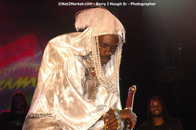 Ninja Man - Explosion - Red Stripe Reggae Sumfest 2007 - Thursday, July 19, 2007 - Red Stripe Reggae Sumfest 2007 at Catherine Hall, Montego Bay, St James, Jamaica W.I. - Negril Travel Guide, Negril Jamaica WI - http://www.negriltravelguide.com - info@negriltravelguide.com...!