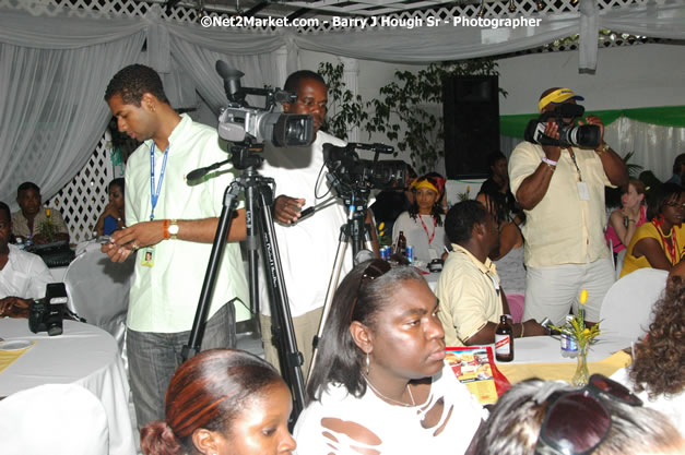 LL Cool J - Shaggy - Press Conference @ Richmond Hill Inn, Montego Bay - Red Stripe Reggae Sumfest at Catherine Hall, Montego Bay, St James, Jamaica W.I. - Negril Travel Guide.com, Negril Jamaica WI - http://www.negriltravelguide.com - info@negriltravelguide.com...!