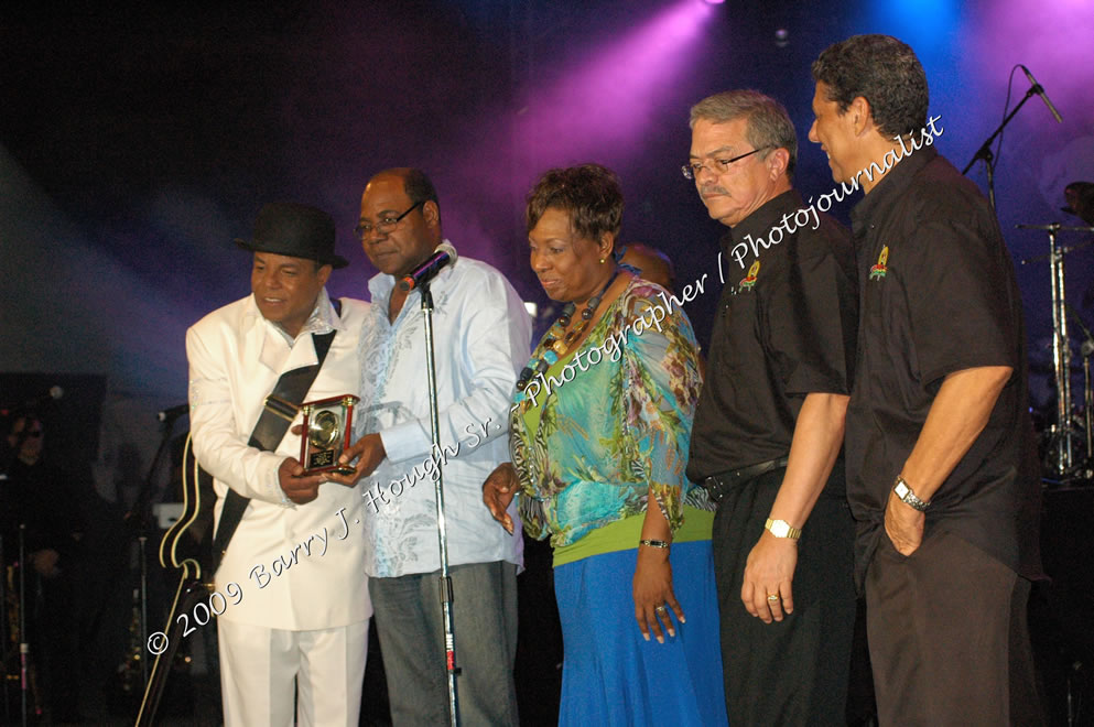  Michael Jackson - A Lifetime Achievement Award was presented to Michael Jackson and received by Tito Jackson @ Reggae Sumfest 2009 - International Night 2 - Reggae Sumfest 2009,Catherine Hall, Montego Bay, St. James, Jamaica W.I. - Saturday, July 25, 2009 - Reggae Sumfest 2009, July 19 - 25, 2009 - Photographs by Net2Market.com - Barry J. Hough Sr. Photojournalist/Photograper - Photographs taken with a Nikon D70, D100, or D300 - Negril Travel Guide, Negril Jamaica WI - http://www.negriltravelguide.com - info@negriltravelguide.com...!